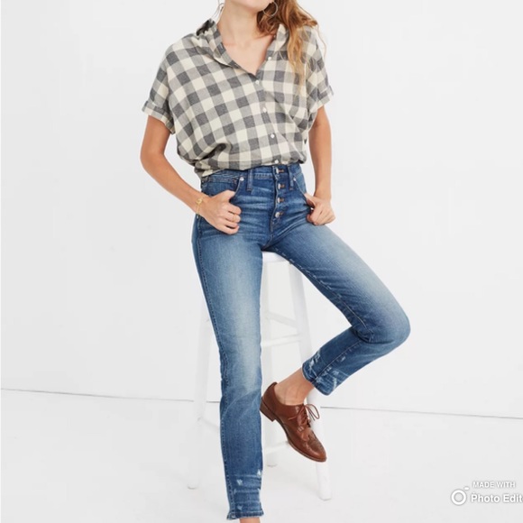 Madewell Slim Straight Jeans: Distressed Button-Front Edition - Picture 13 of 16